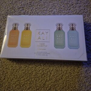 Kayali Vacay in a Bottle Miniature Set